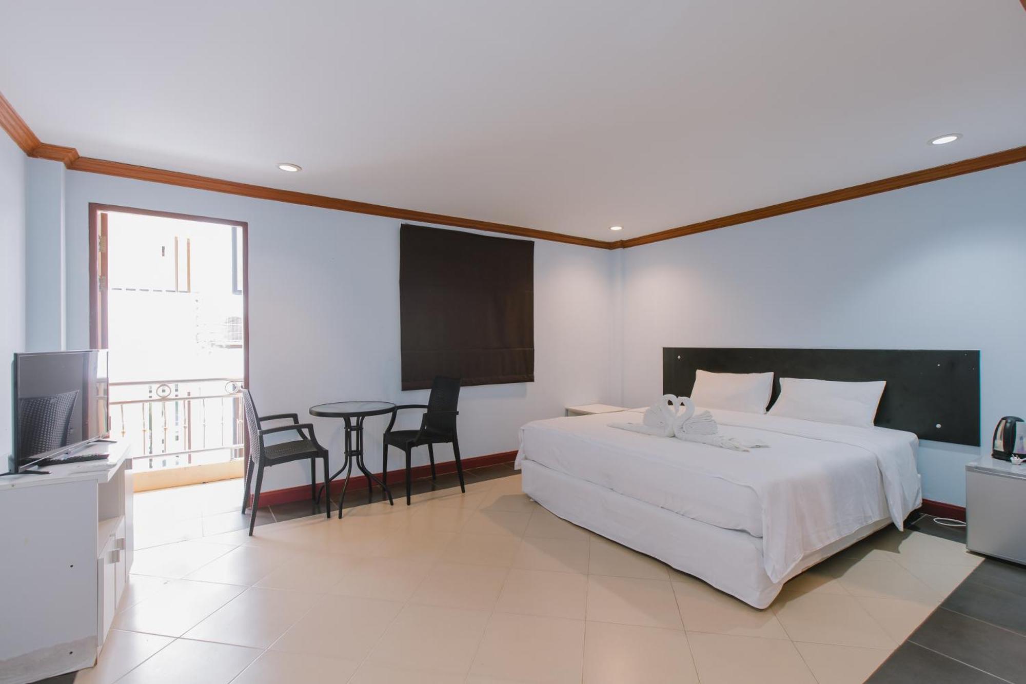 Sunstar Palace Patong Luaran gambar